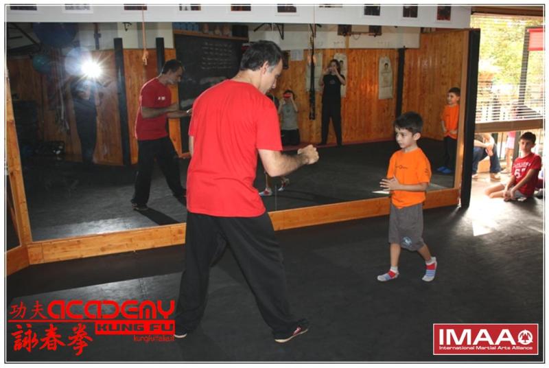 Kung Fu Bambini Academy Italia di Sifu Salvatore Mezzone Wing Tjun Ving Tsun Chun cinene artimarziali tradizionali e sport da combattimento Caserta accademia nazionale (8)